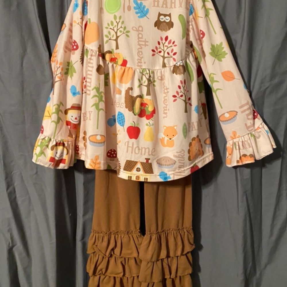 NEW Little Girls outfit Fall Thankful Themed